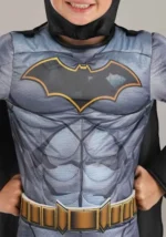 Halloween Deluxe DC Epic Batman Kids Costume - Image 4